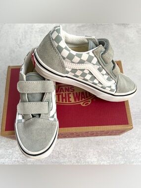 🛹 1 VANS Kids Old Skool V Color Theory Checkerboard Seafoam Gray Green Sneakers